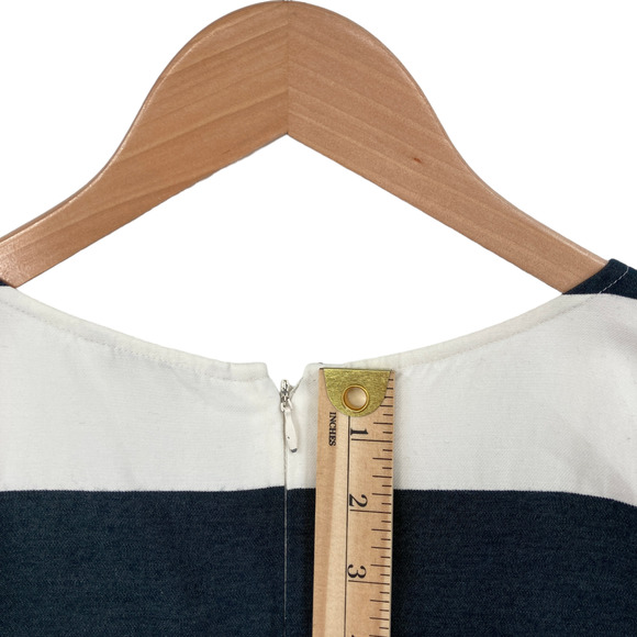 Gap Sheath Dress Women Size 14 White Gray Striped Sleeveless Round Neck Back Zip - Picture 15 of 16